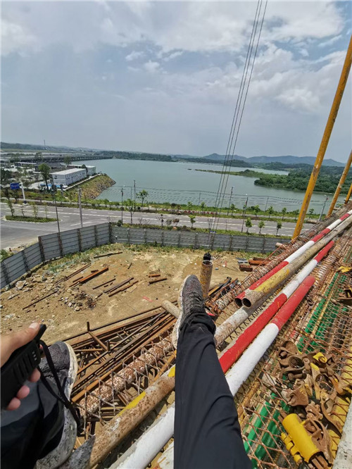 烟台市作业中发生设备损坏或人员意外，责任怎么划分？